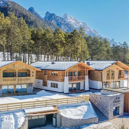 Les Ciases Dolomites 5 *